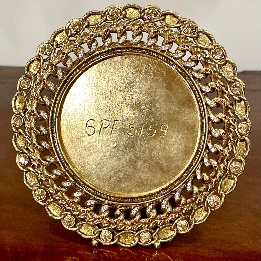 GORGEOUS JAY STRONGWATER JEWELED ENAMELED CRYSTAL ROUND PICTURE FRAME 6”